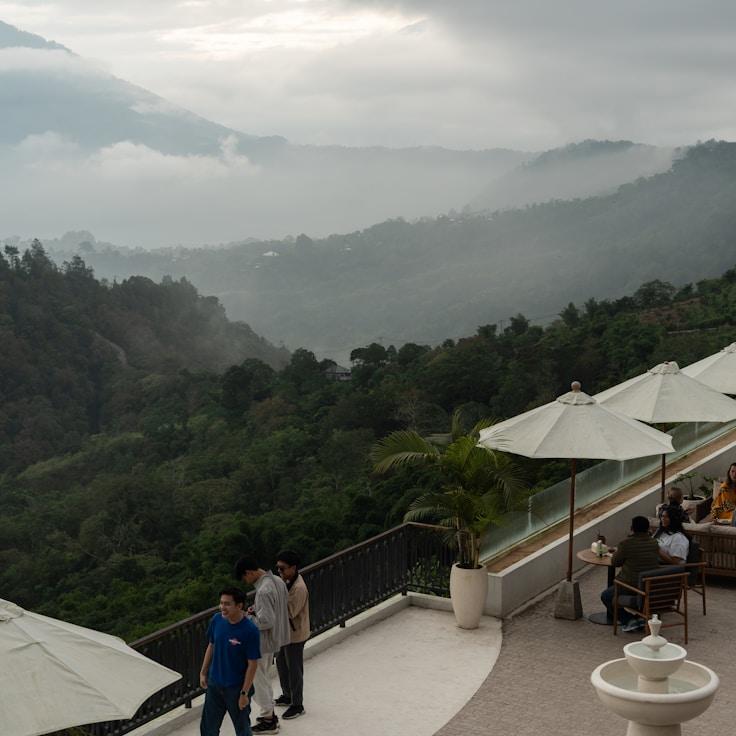 Outdoor terrace seating suitable for families in Rome